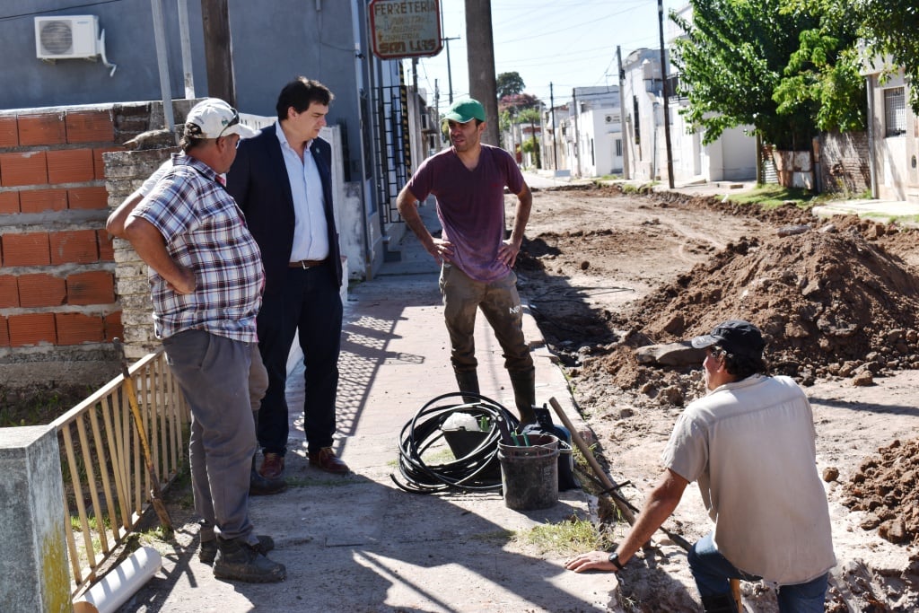 CAVAGNA VISITÓ OBRAS QUE SE REALIZAN EN LA CIUDAD – Municipio de Nogoyá